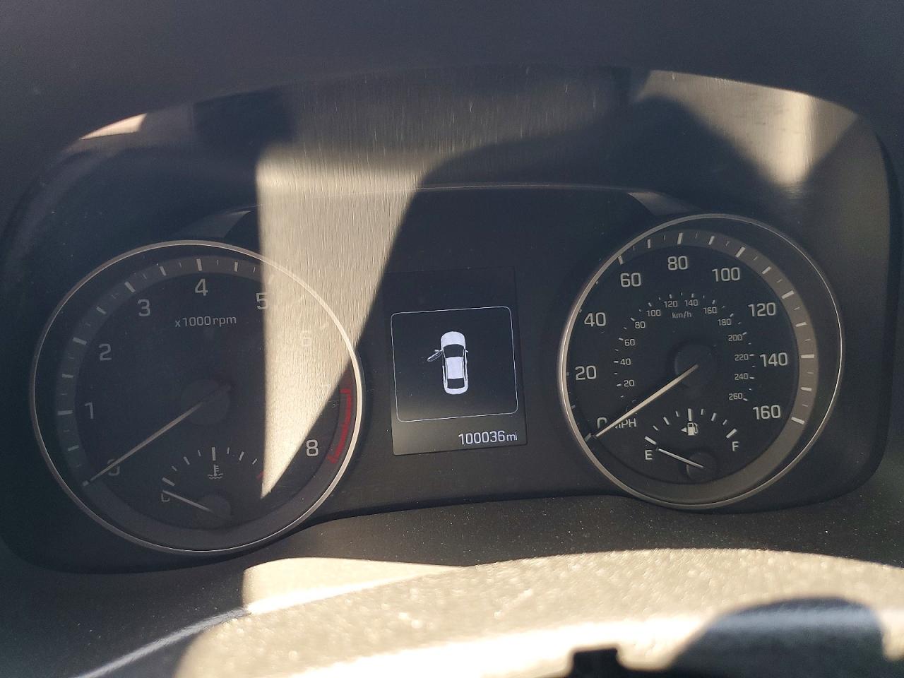 Hyundai ELANTRA Value Edition
