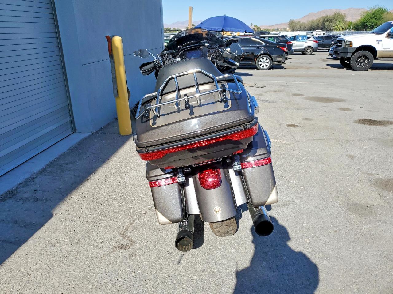 Harley-Davidson Fltrk