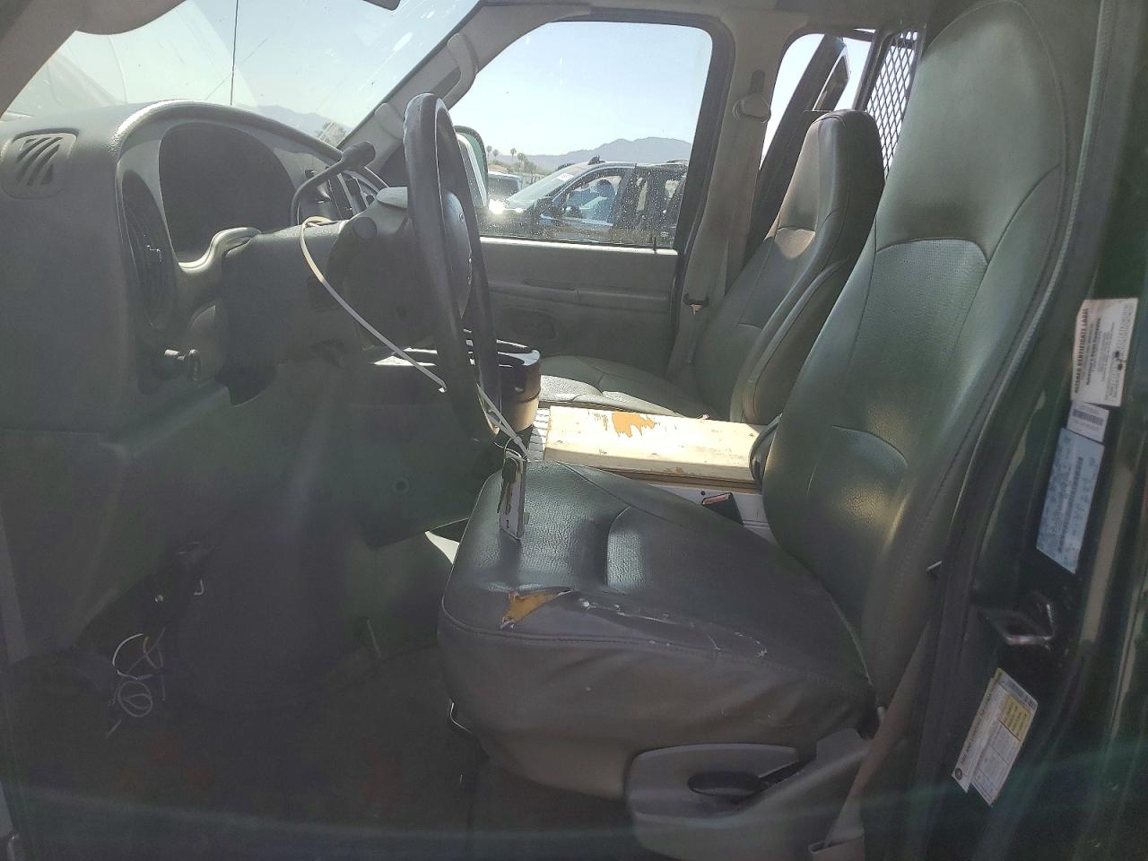 Ford Econoline E350 Super Duty Van