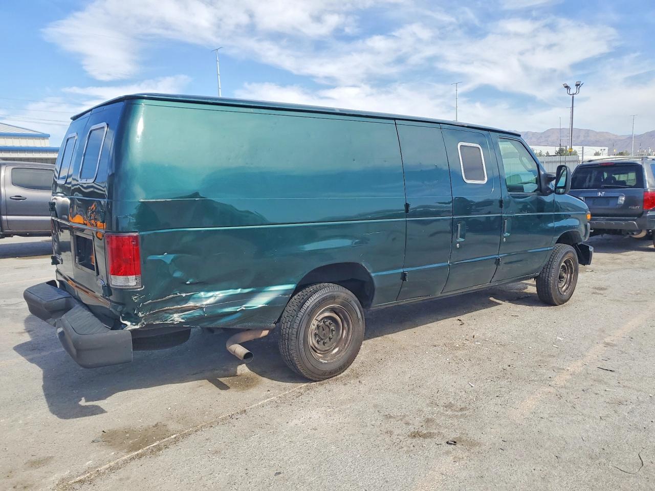 Ford Econoline E350 Super Duty Van