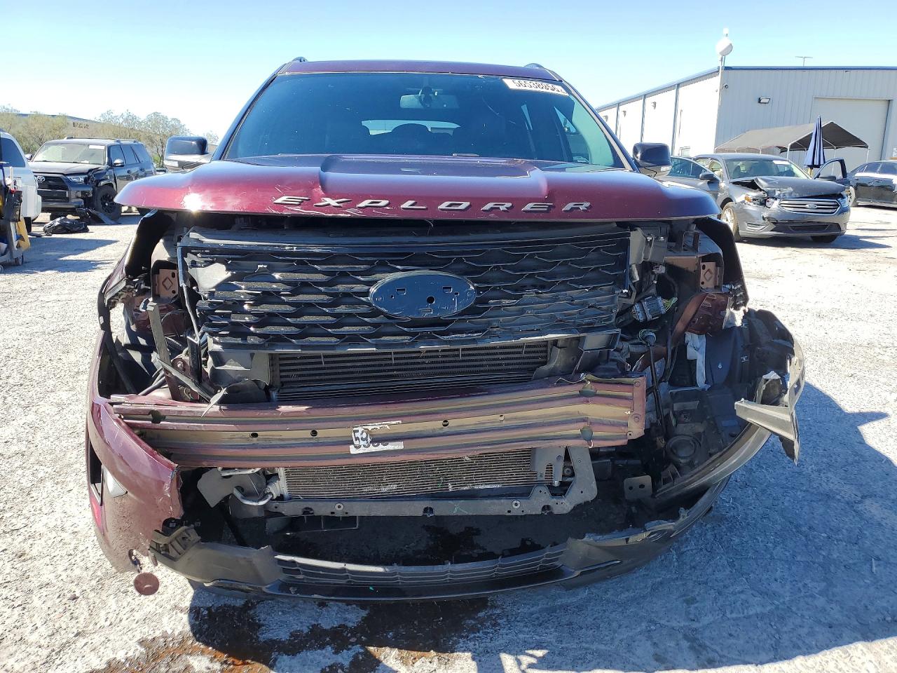 Ford Explorer Sport