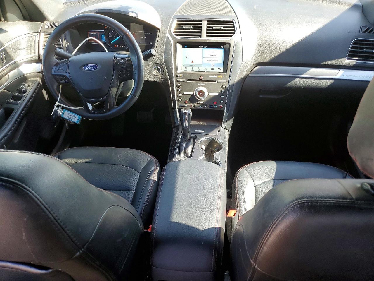 Ford Explorer Sport
