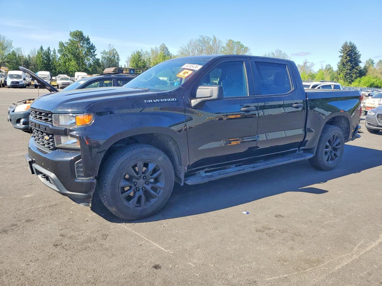 Salvage Chevrolet Silverado Image