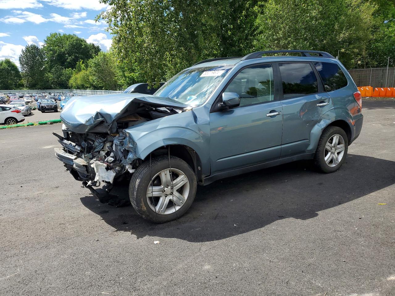 Salvage Subaru Forester Image