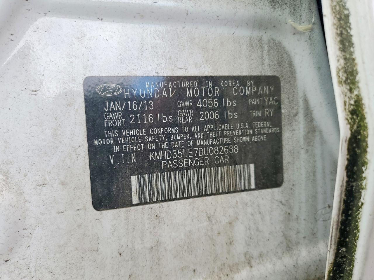 Hyundai ELANTRA Base