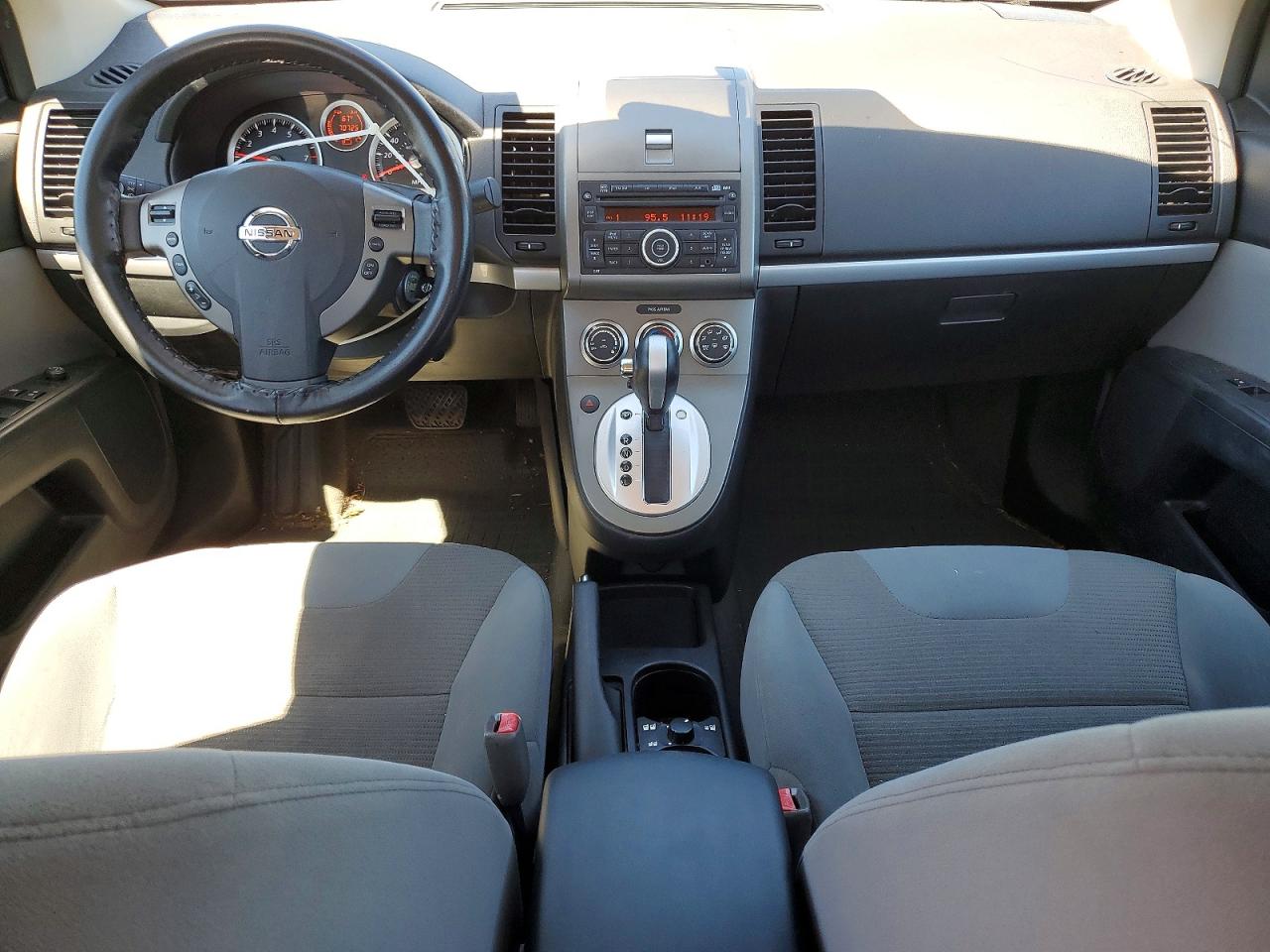 Nissan Sentra 2.0