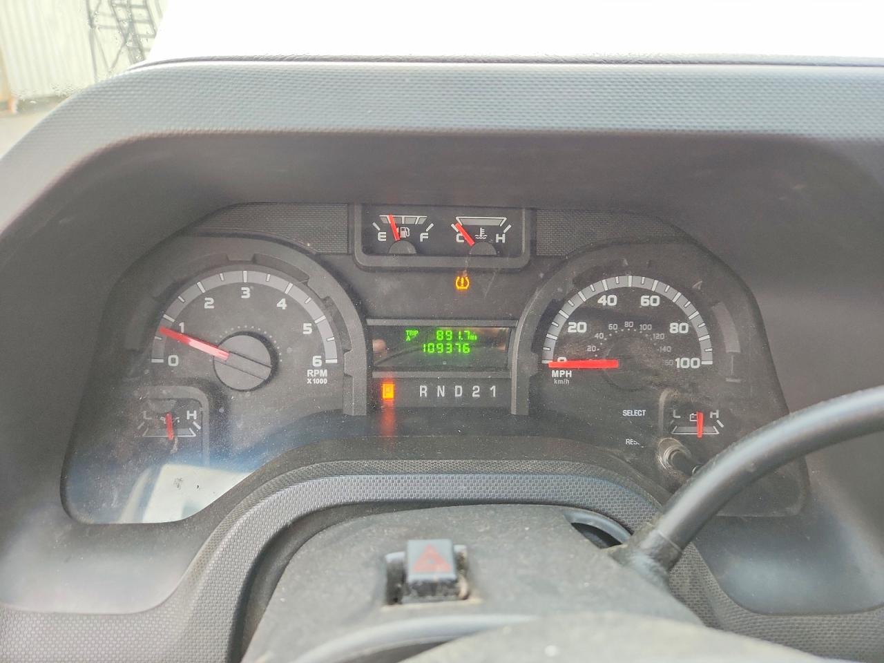 Ford Econoline E250 Van