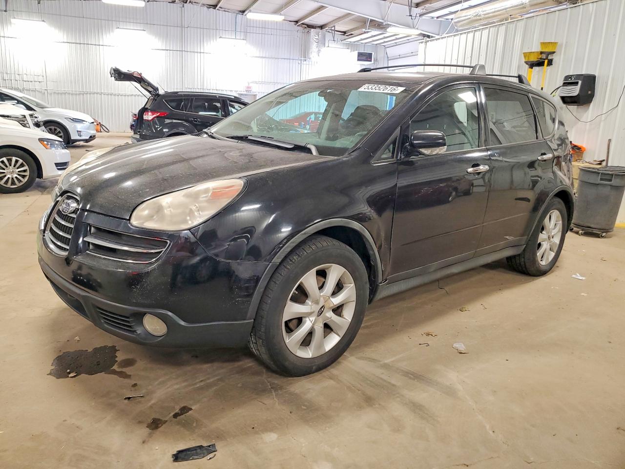Salvage Subaru Tribeca Image