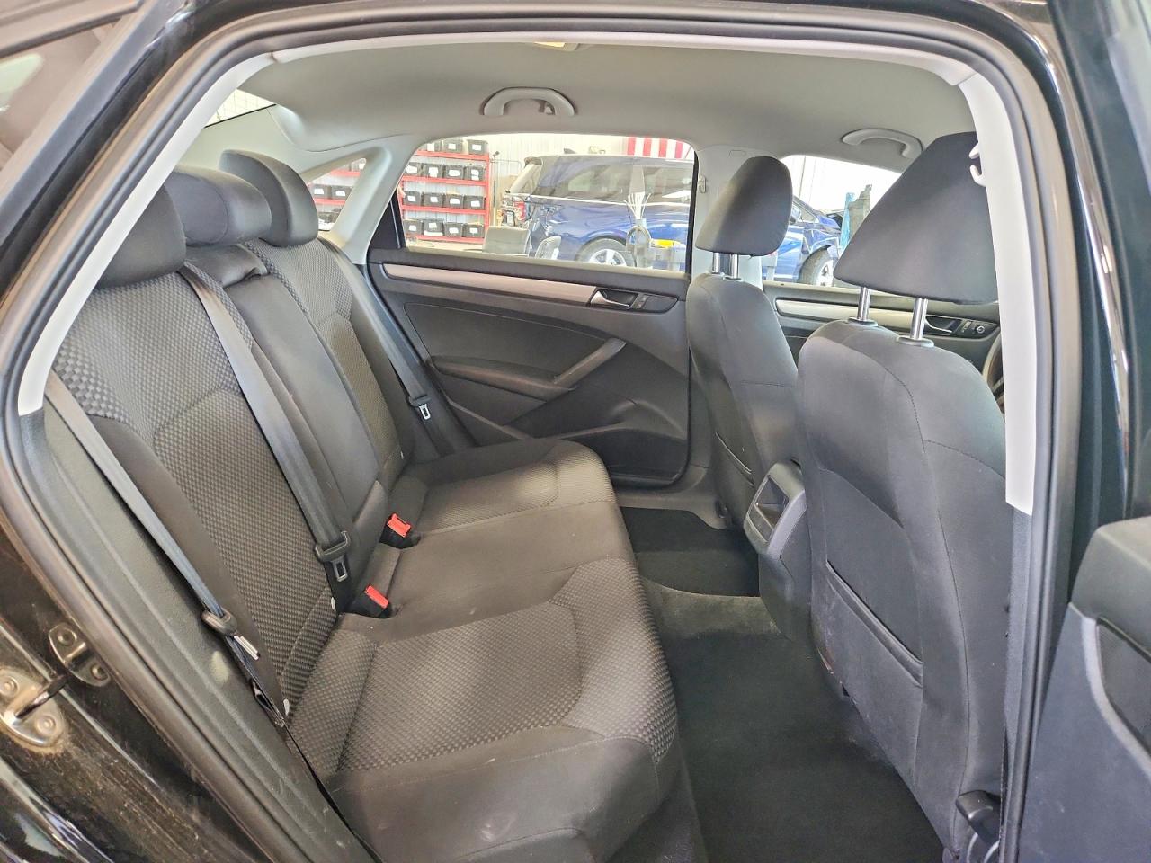 Volkswagen Passat S