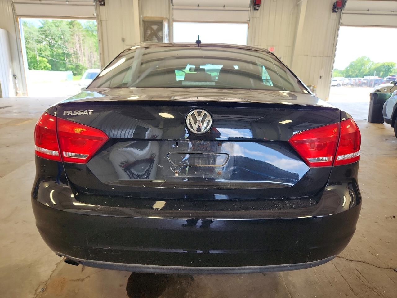 Volkswagen Passat S