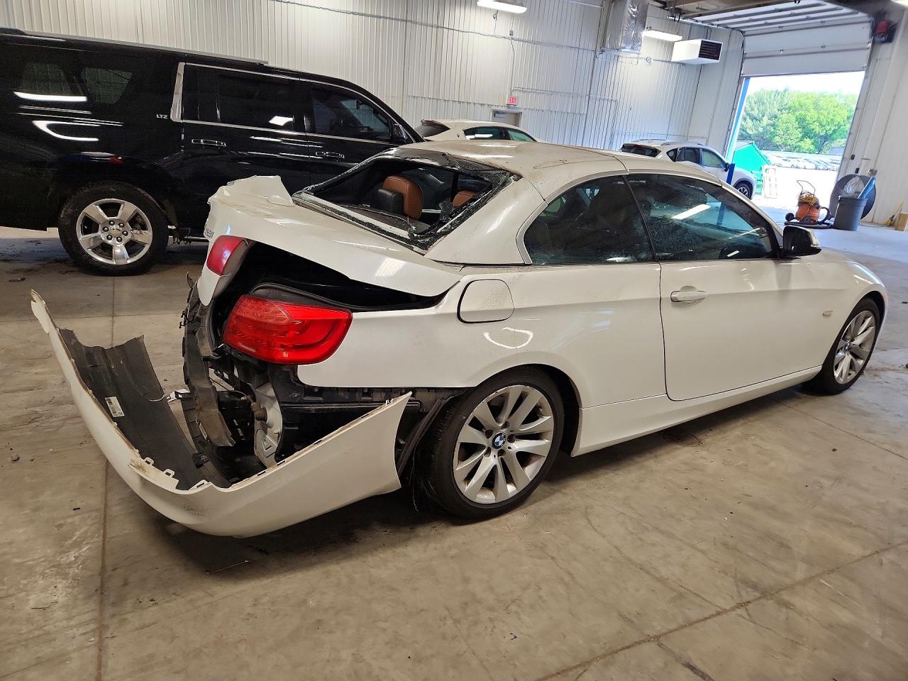BMW 3 Series I