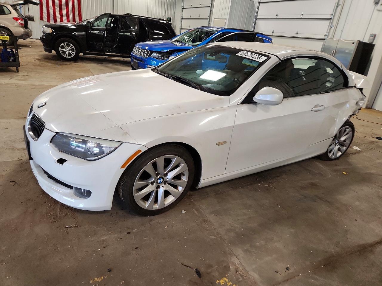 Salvage BMW 3 Series Image