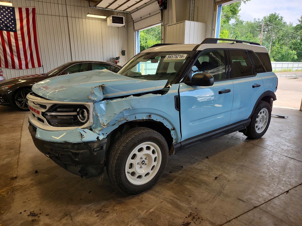 Salvage Ford Bronco Image