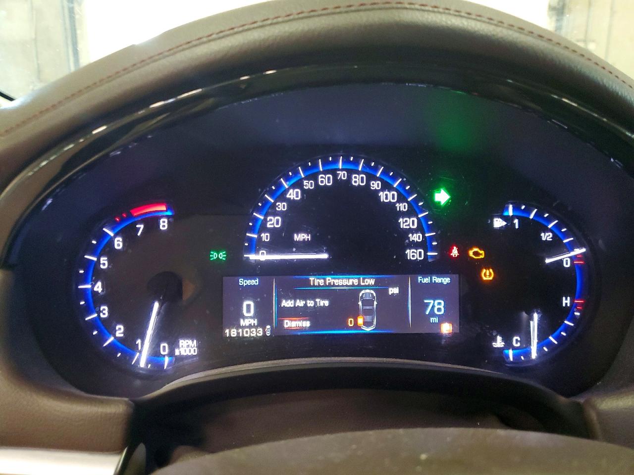 Cadillac XTS Luxury Collection