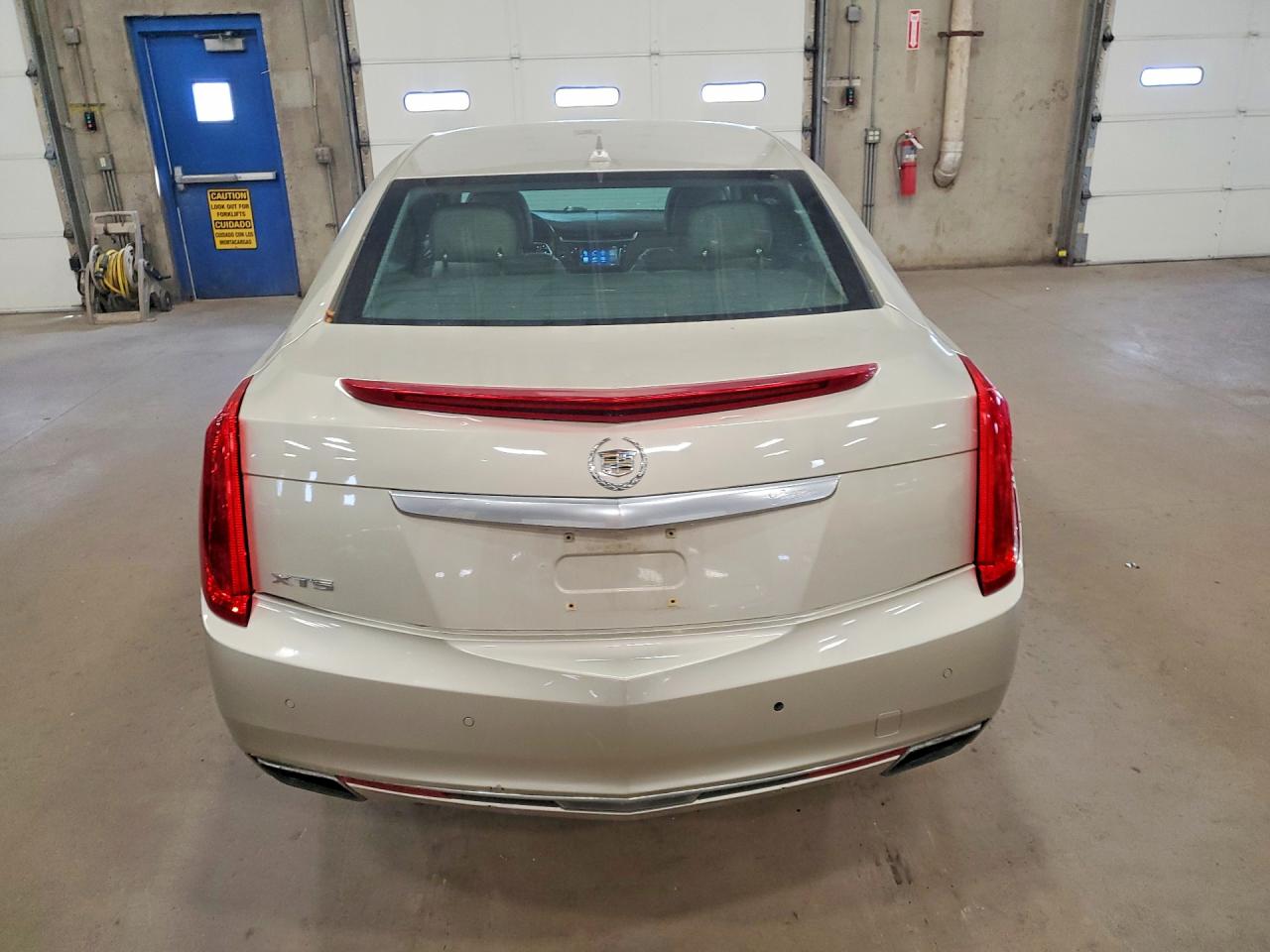 Cadillac XTS Luxury Collection