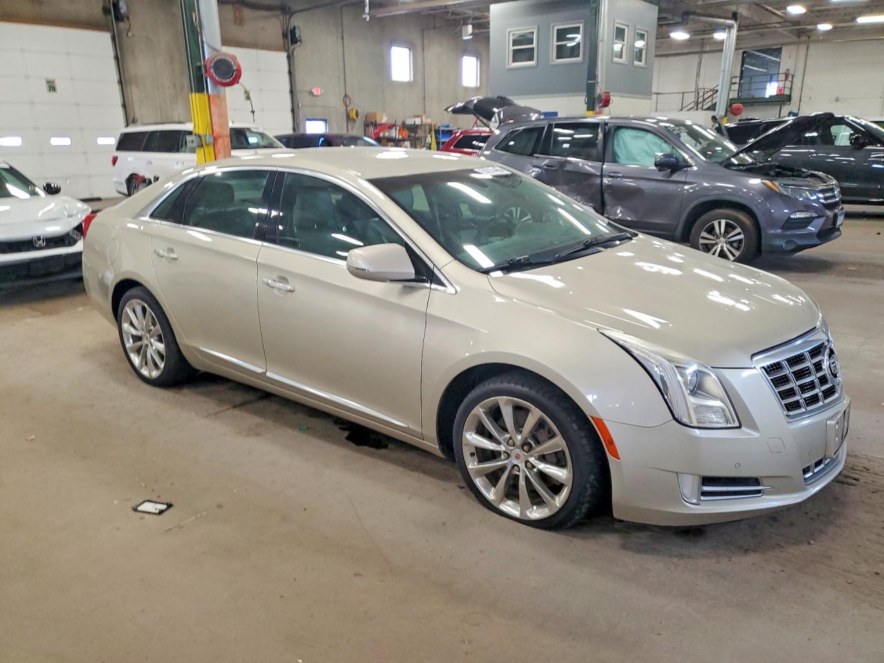 Cadillac XTS Luxury Collection