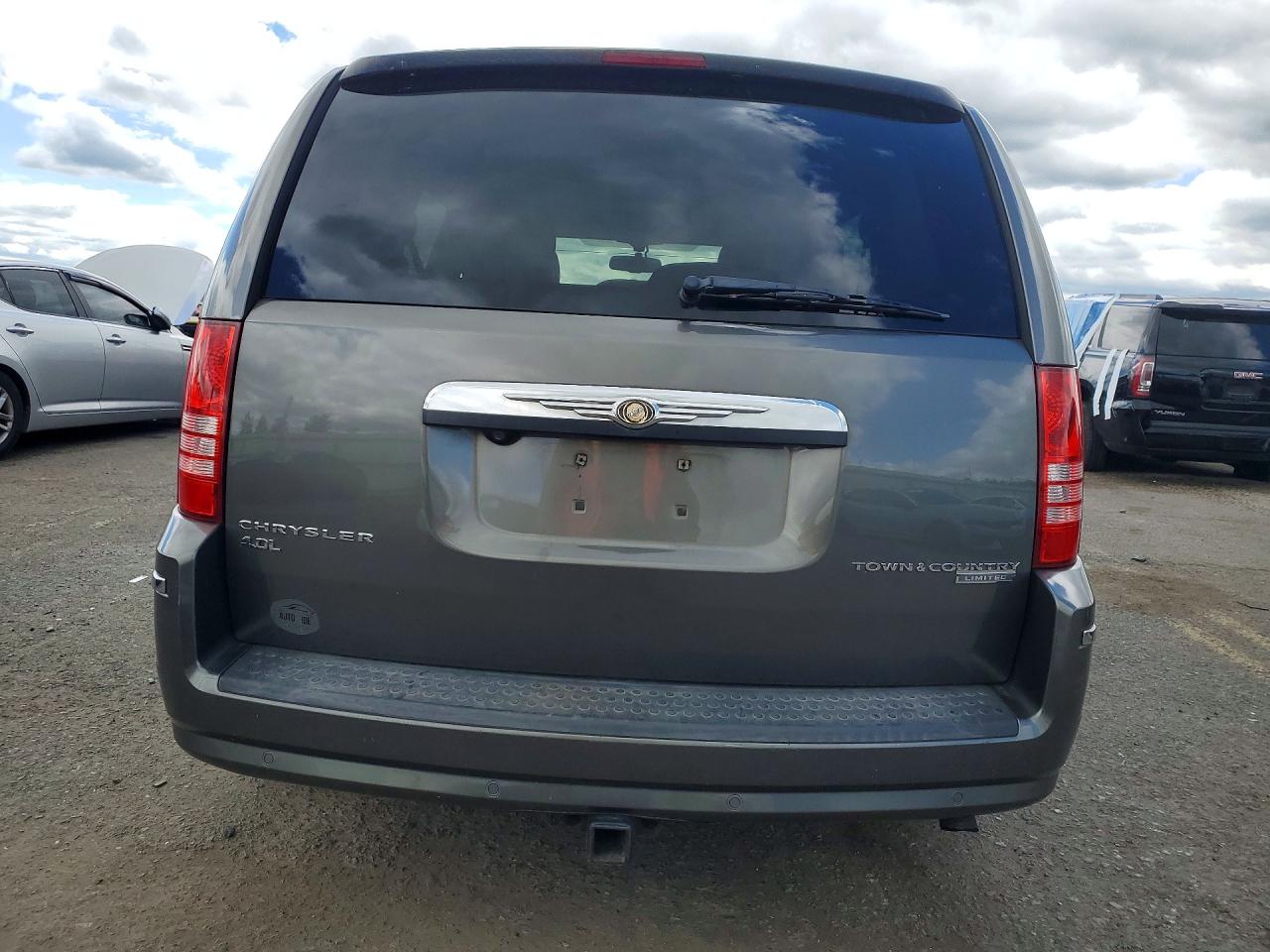 Chrysler Minivan