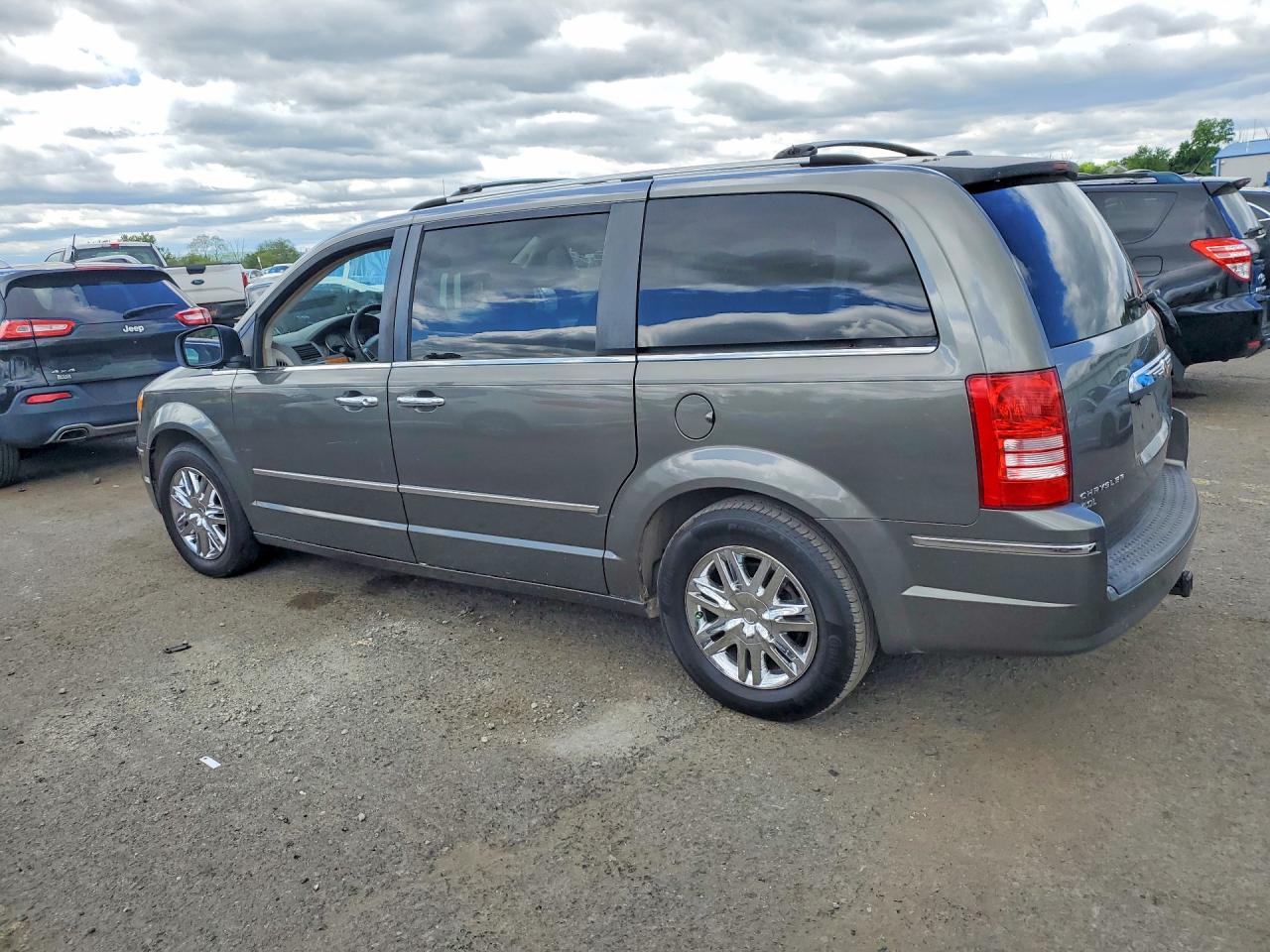 Chrysler Minivan