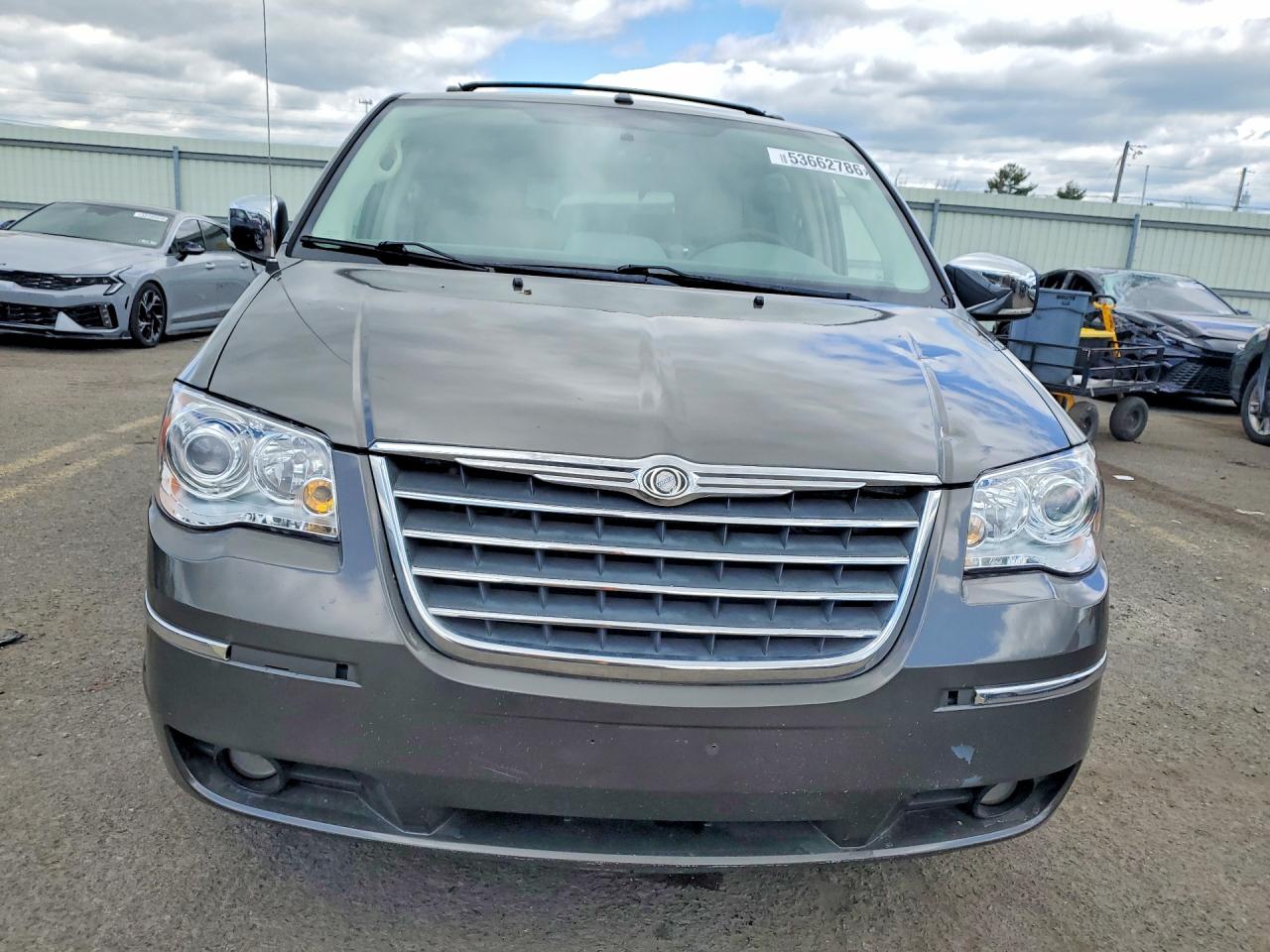 Chrysler Minivan