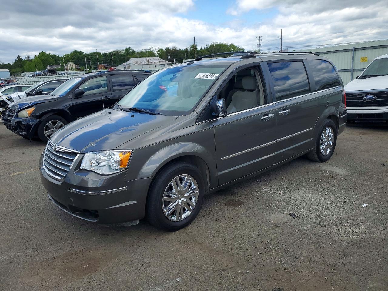 Salvage Chrysler Minivan Image