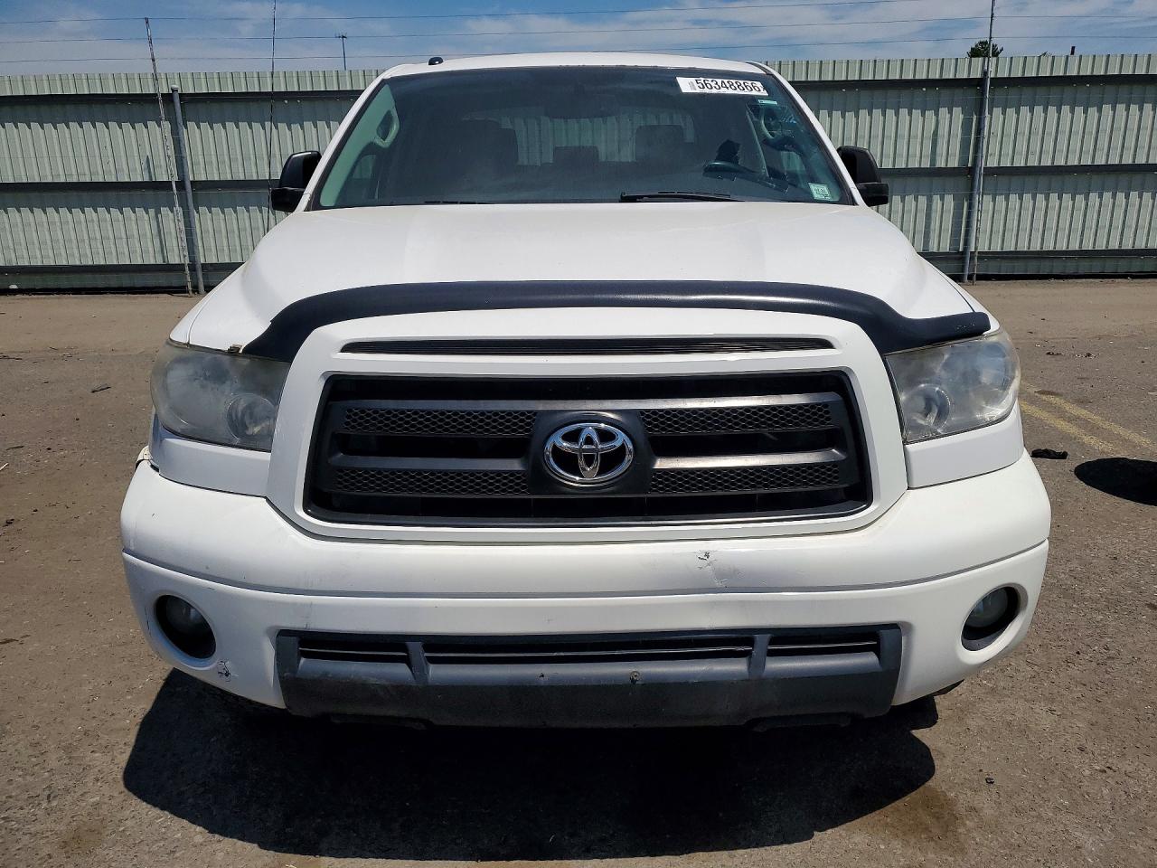 Toyota Tundra Crewmax Sr5