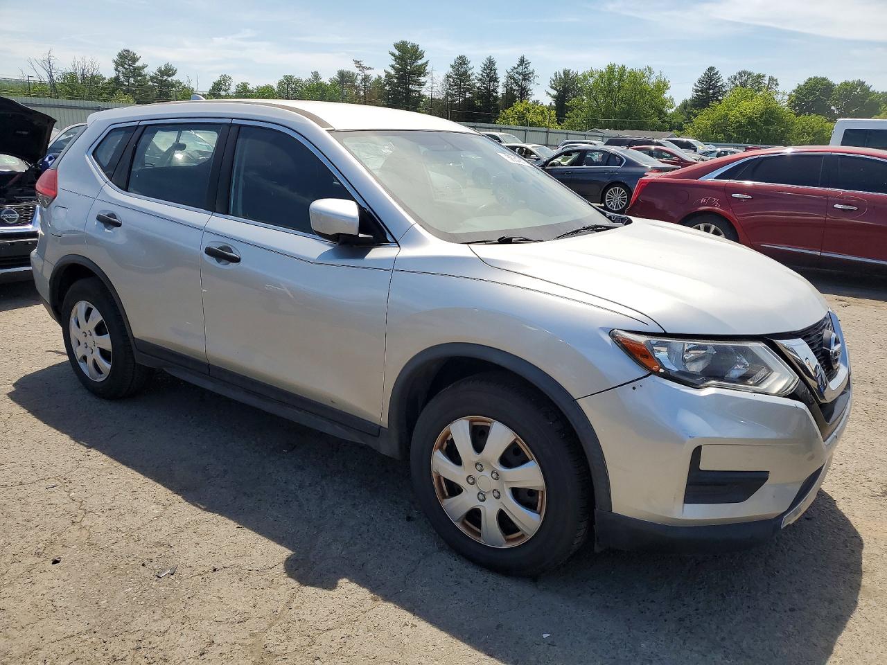 Nissan Rogue S