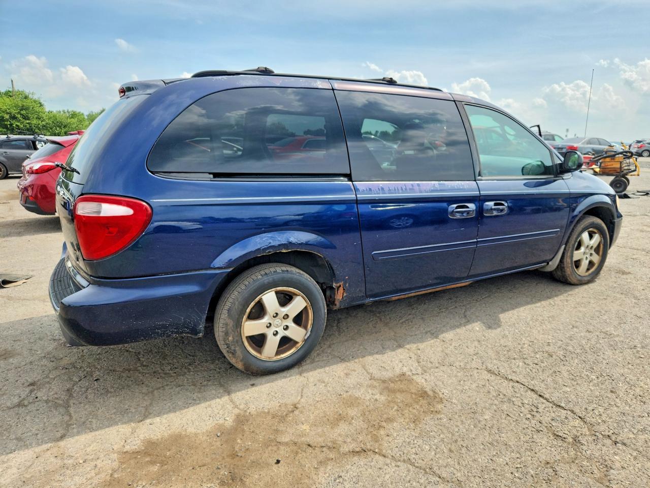 Dodge Caravan Sxt