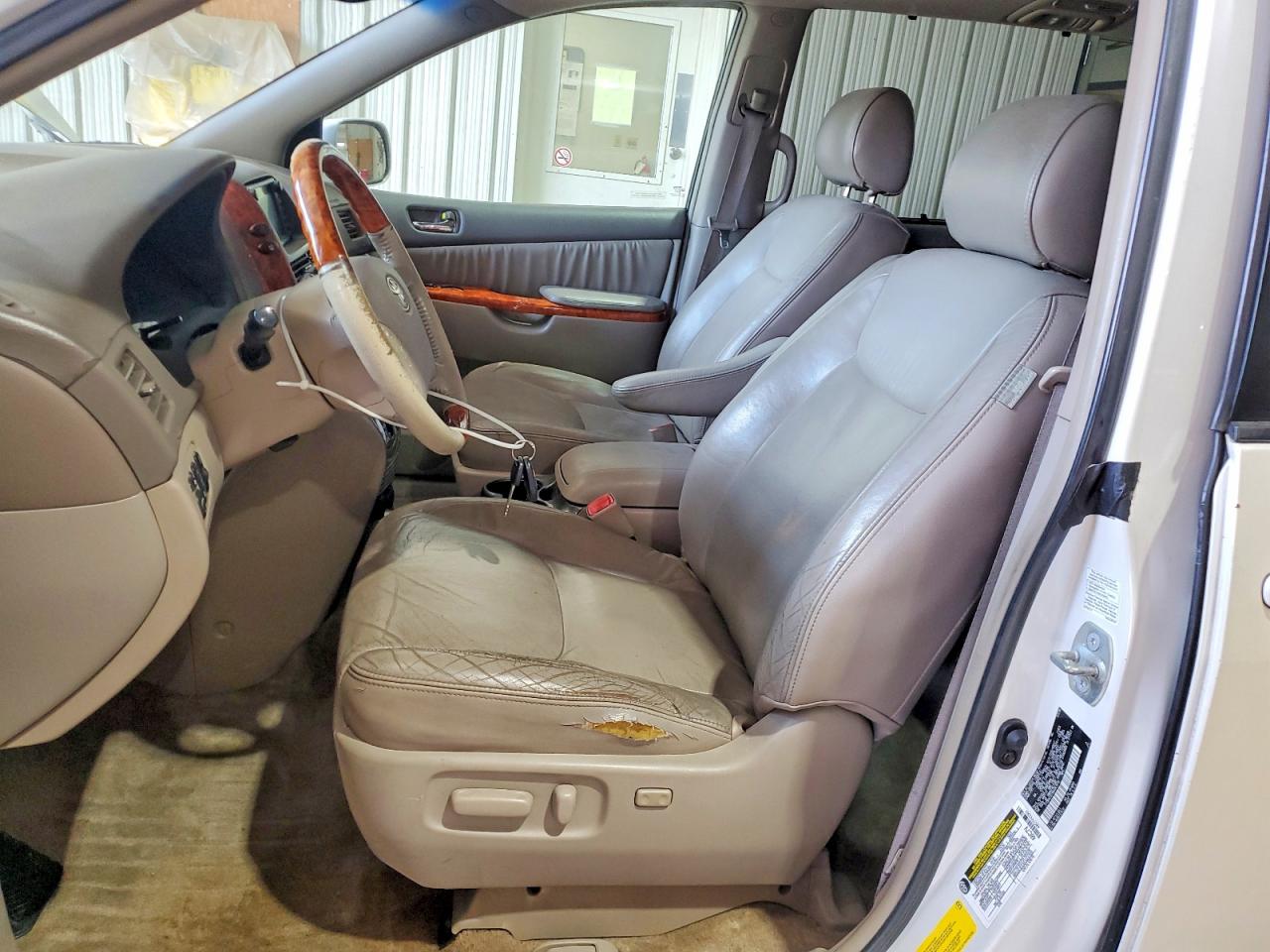 Toyota Sienna Xle Limited 7 Passenger