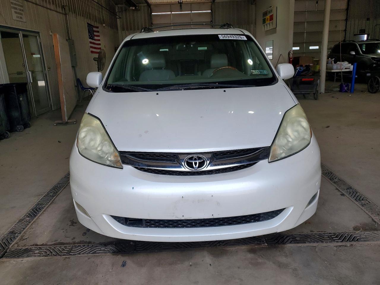 Toyota Sienna Xle Limited 7 Passenger