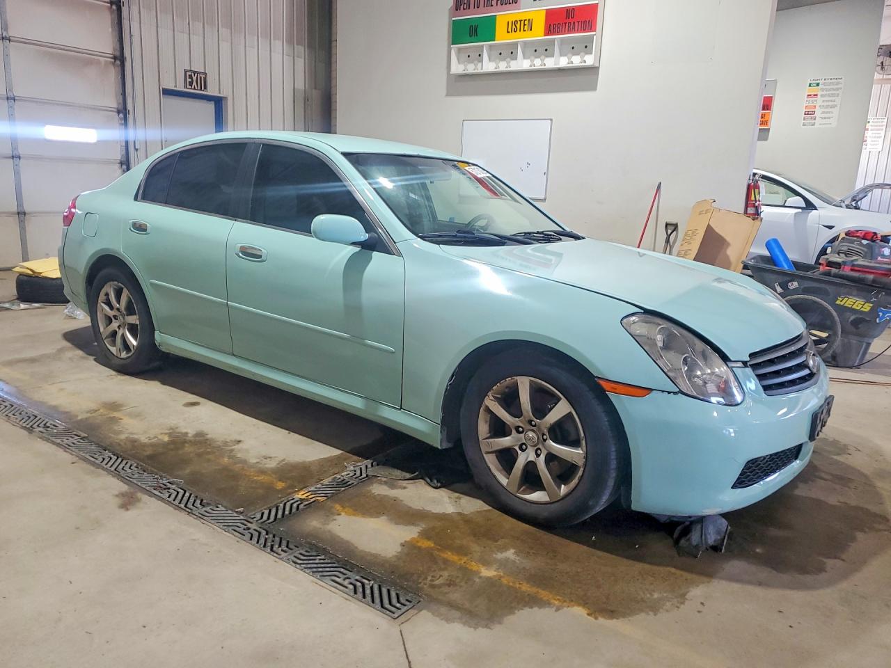 INFINITI G35 Base