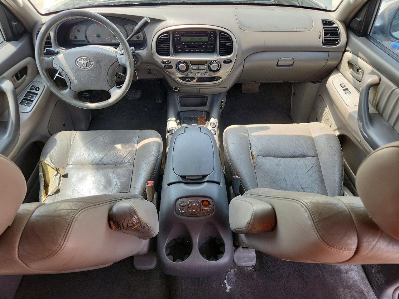 Toyota Sequoia