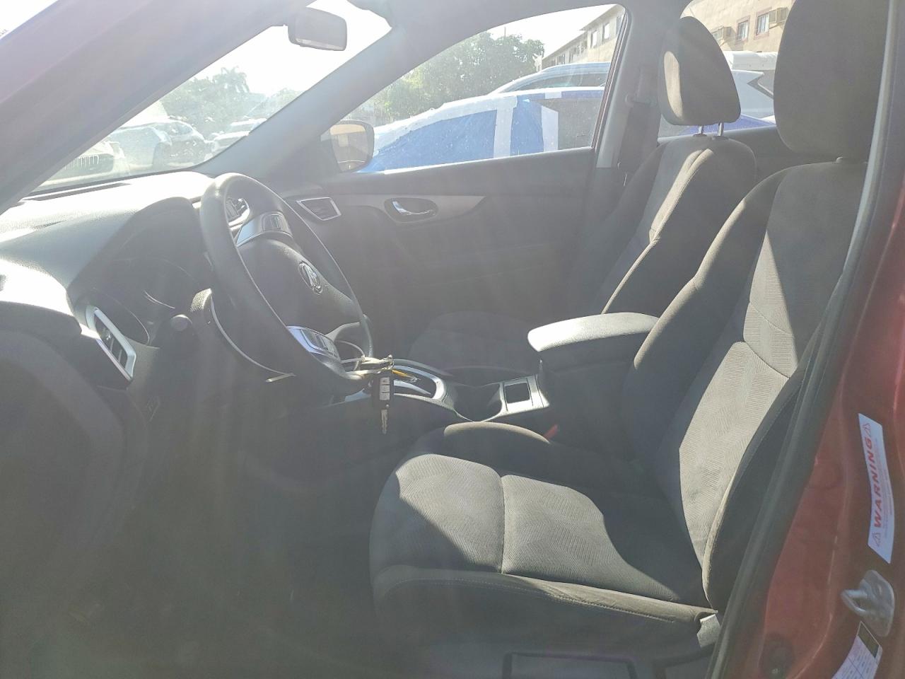 Nissan Rogue S