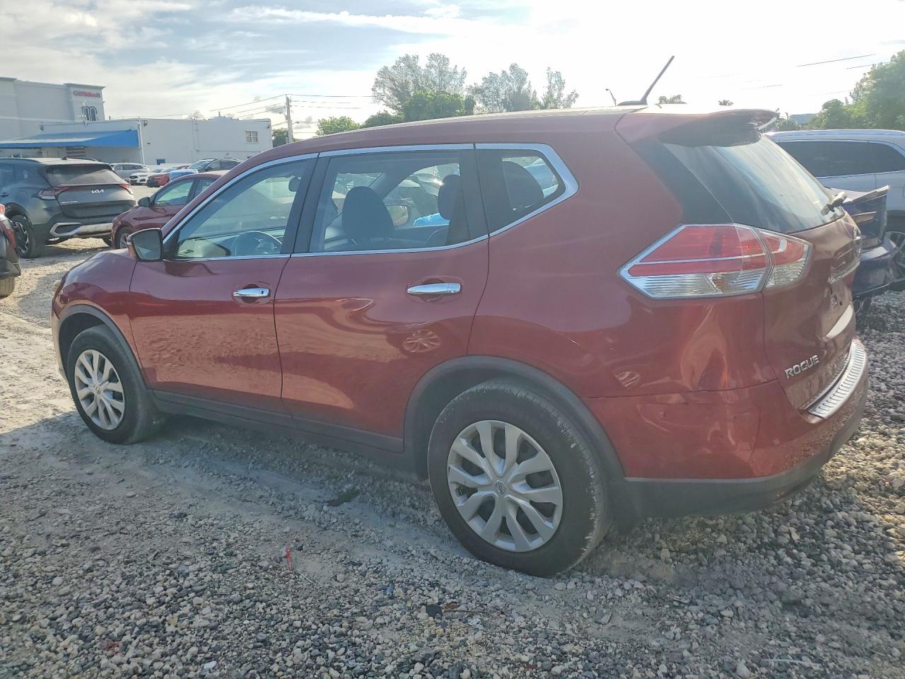 Nissan Rogue S