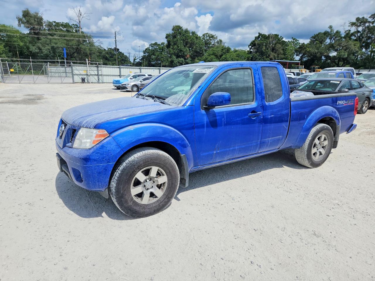 Nissan Frontier Sv V6