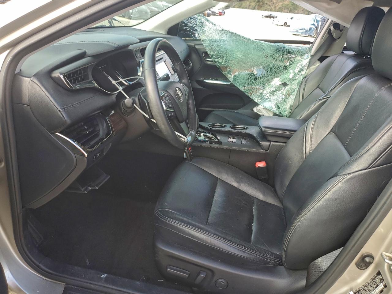 Toyota Avalon Base