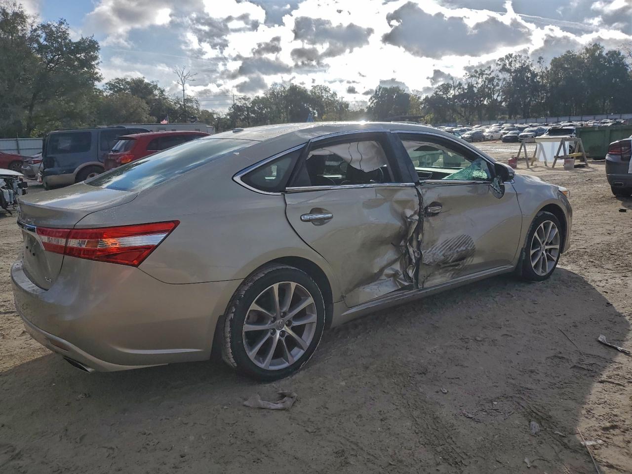 Toyota Avalon Base