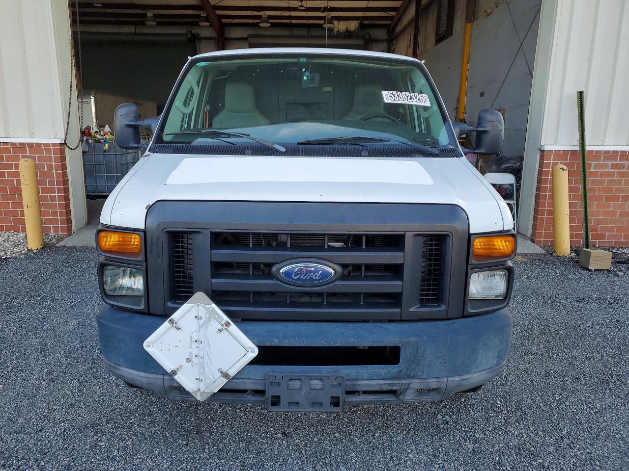 Ford Econoline E150 Van