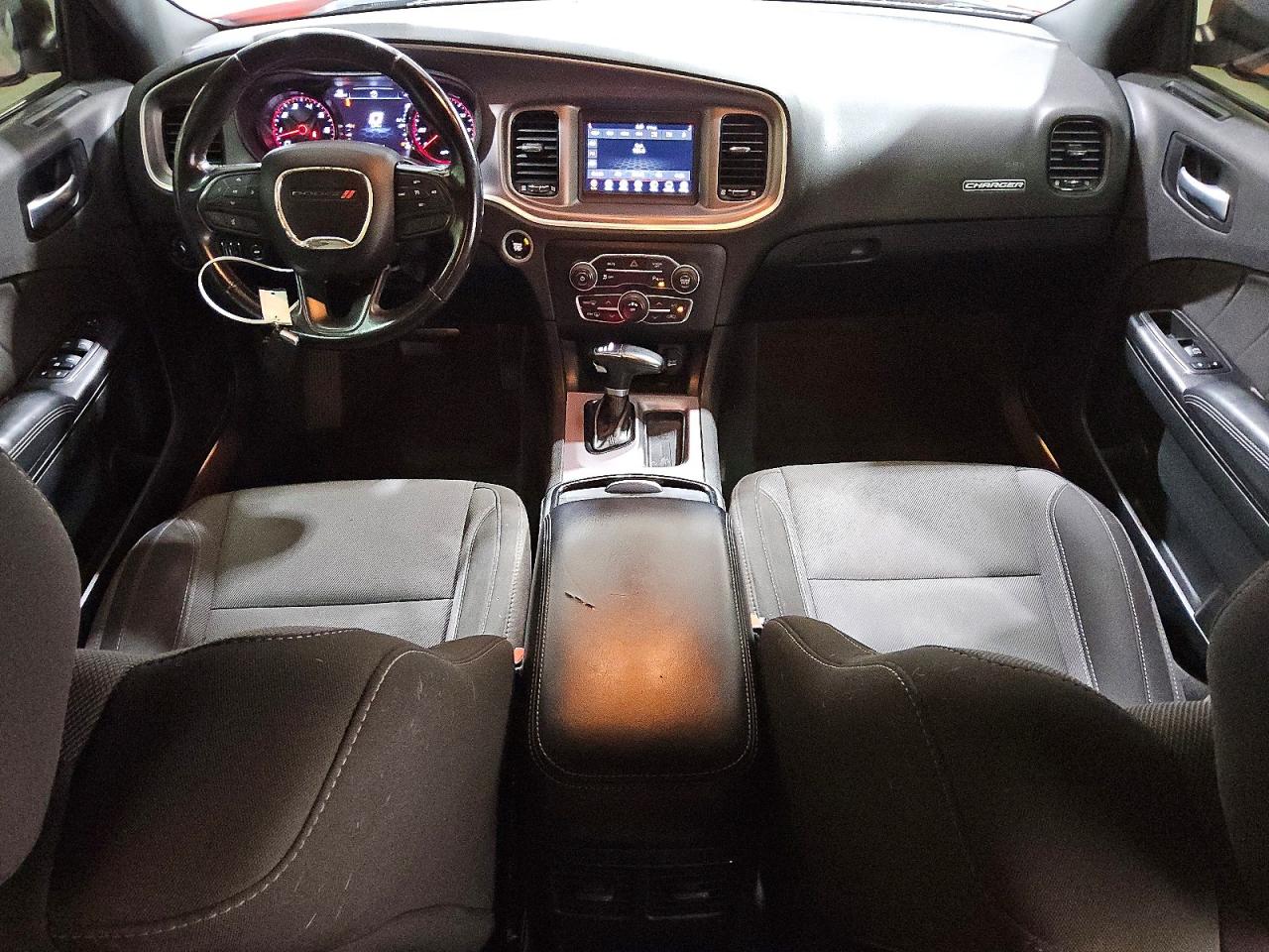Dodge Charger Sxt