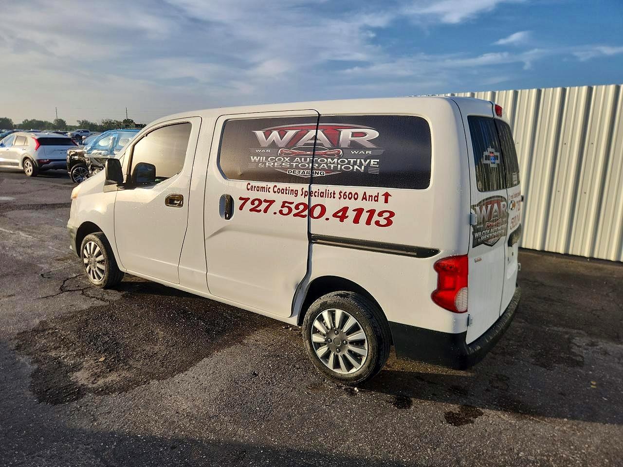 Chevrolet Express Lt