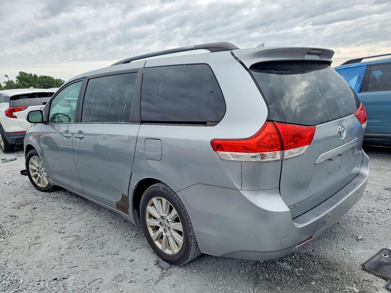Toyota Sienna Limited 7-passenger