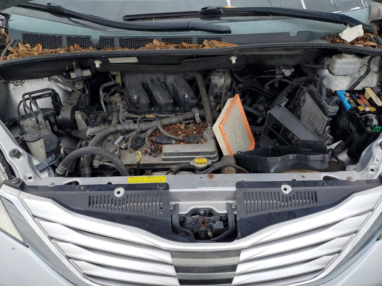 Toyota Sienna Limited 7-passenger