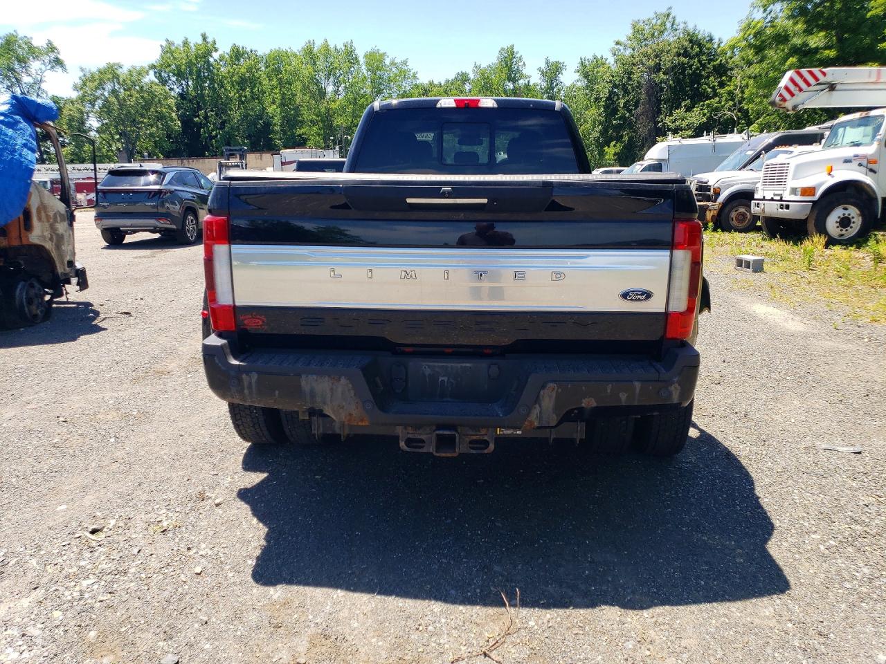 Ford F-450 Super Duty