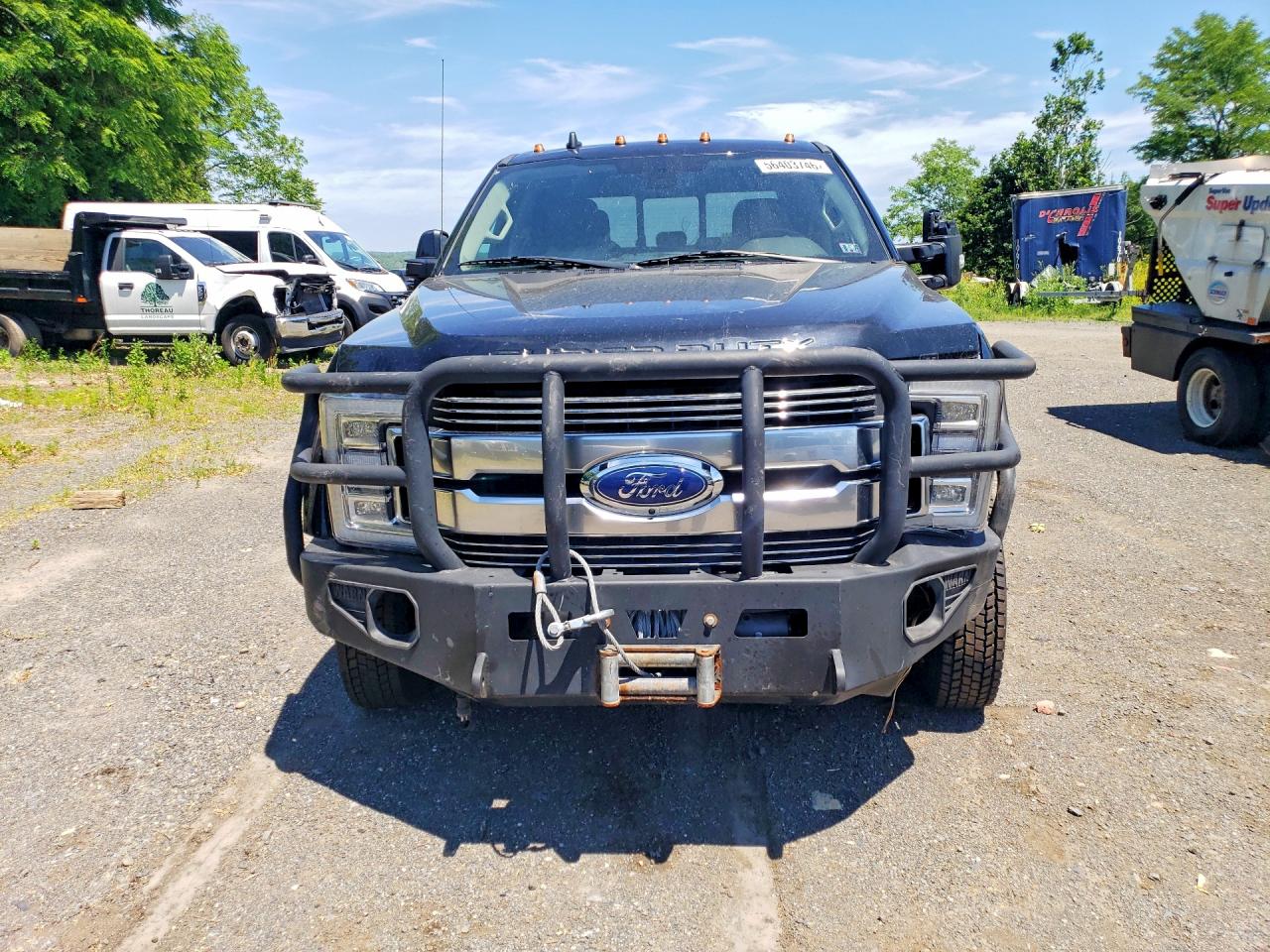 Ford F-450 Super Duty