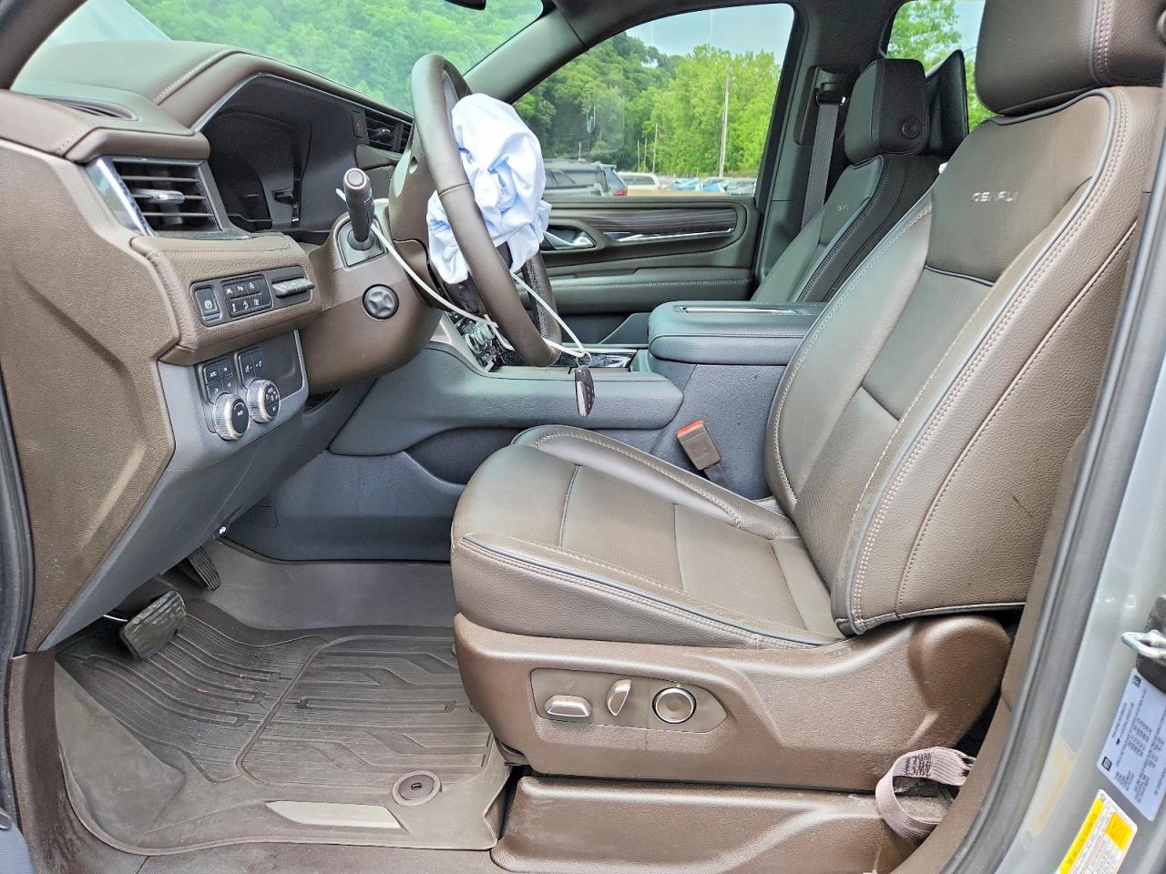 GMC Yukon Denali