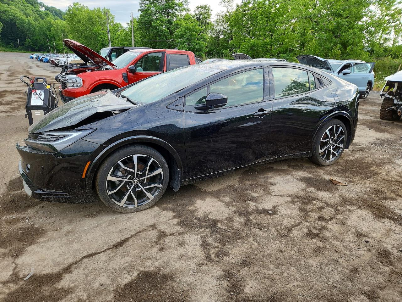 Salvage Toyota Prius Image