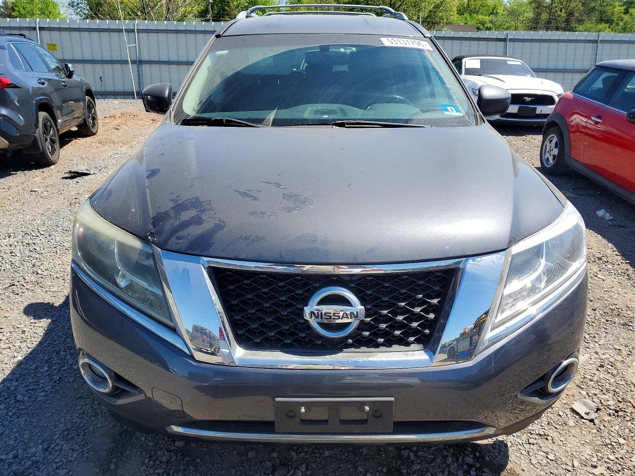 Nissan Pathfinder Platinum