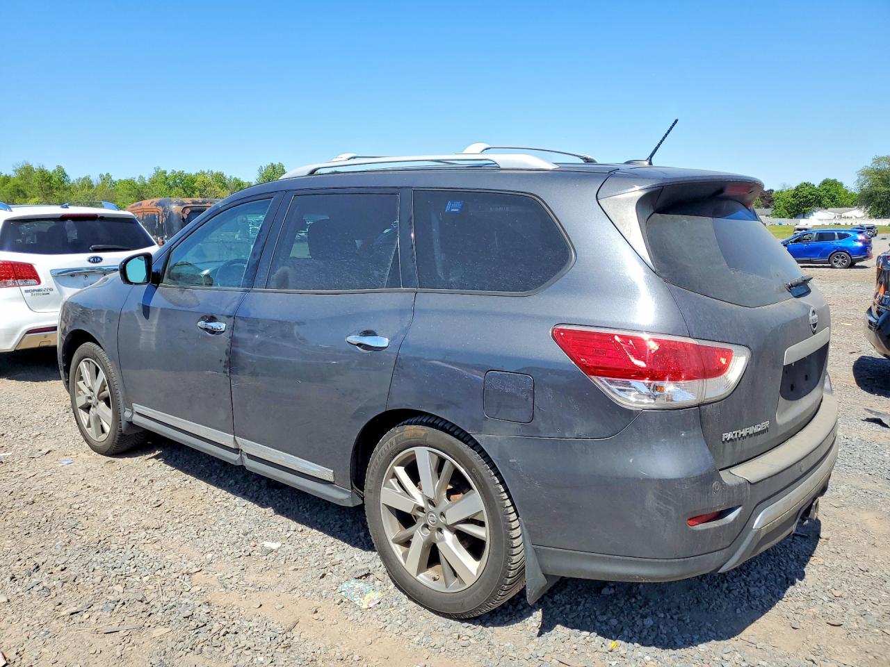 Nissan Pathfinder Platinum