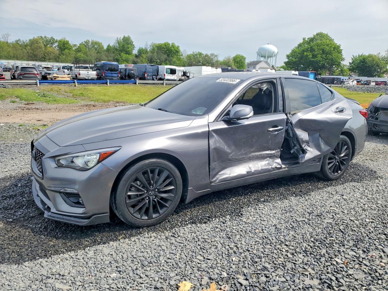 Salvage INFINITI Q50 Image