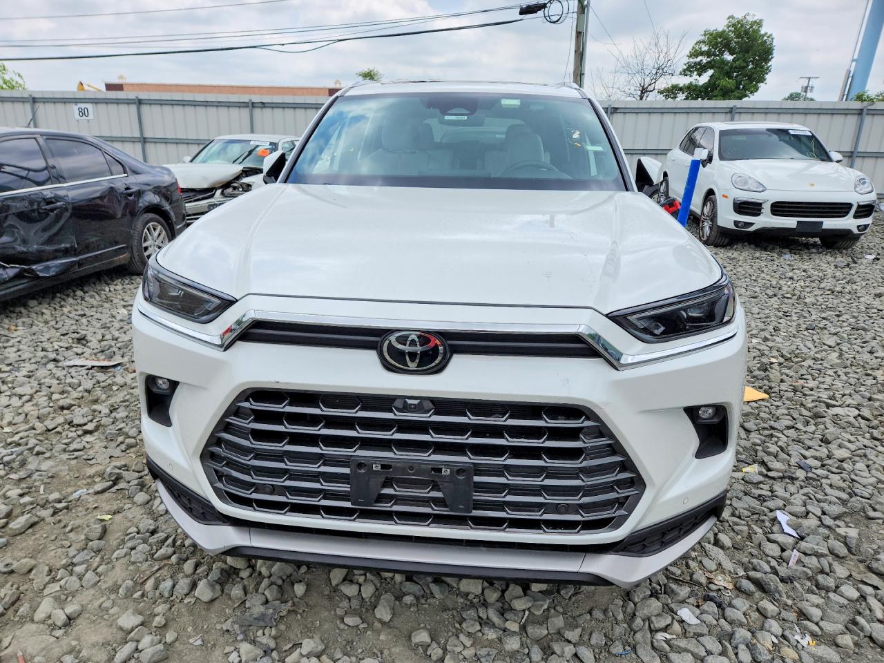 Toyota Grand Highlander Hybrid Max Platinum