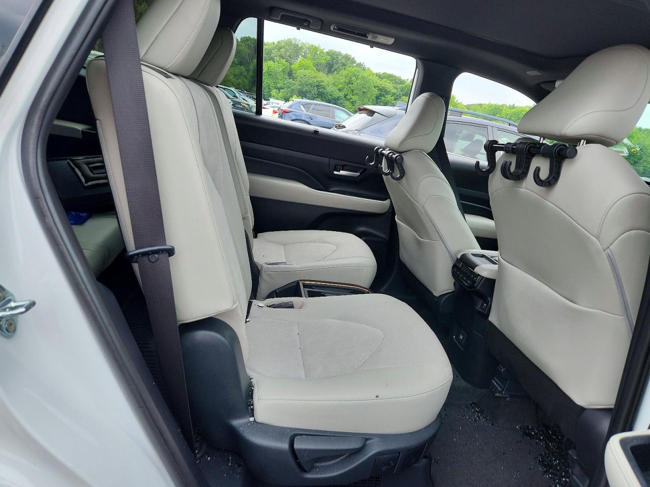 Toyota Grand Highlander Hybrid Max Platinum